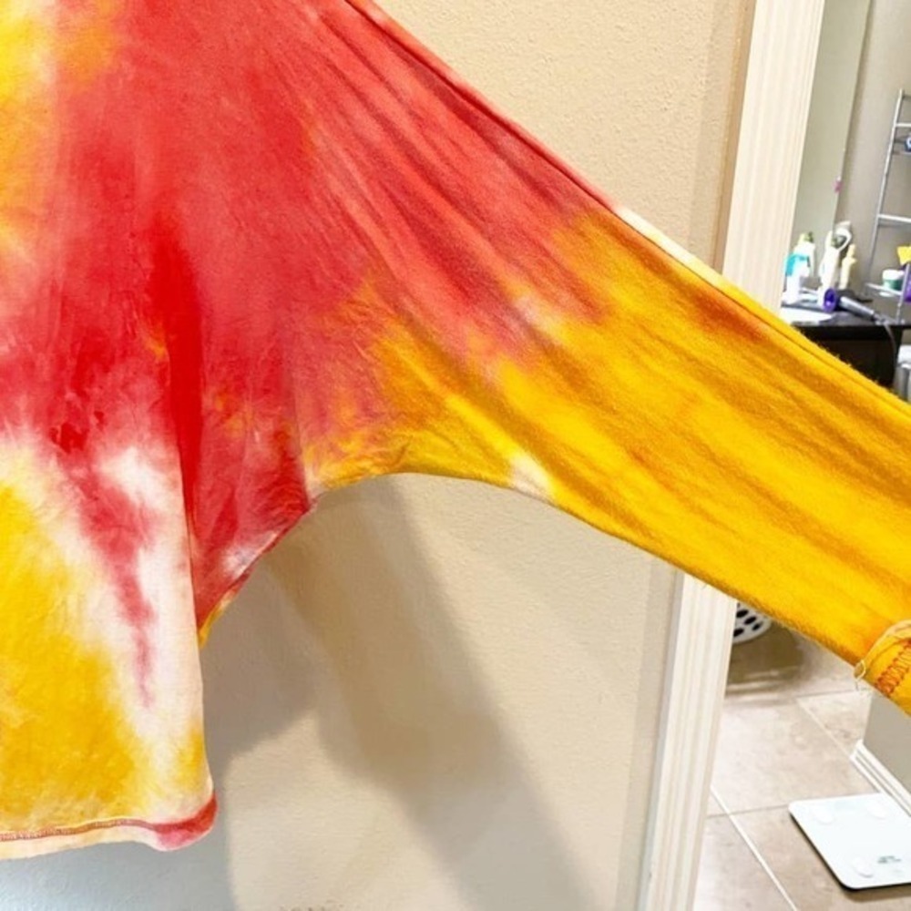 Tie Dye Dolman Womens Small Top Long Sleeve Red and Yellow Trendy Comfy - Picture 3 of 9